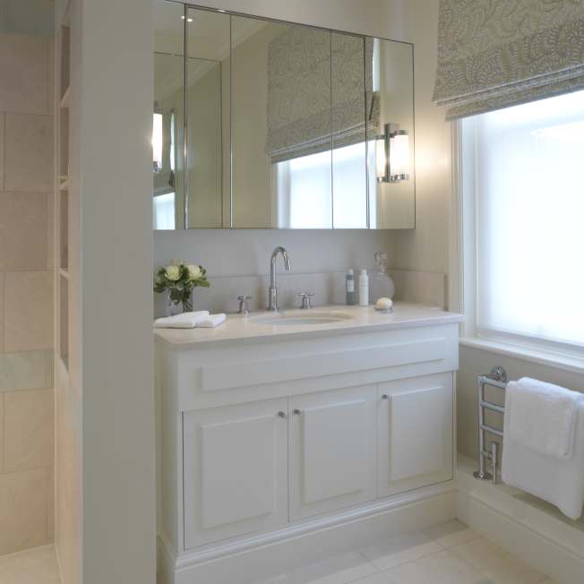 Comfortable bathroom designed by Meltons